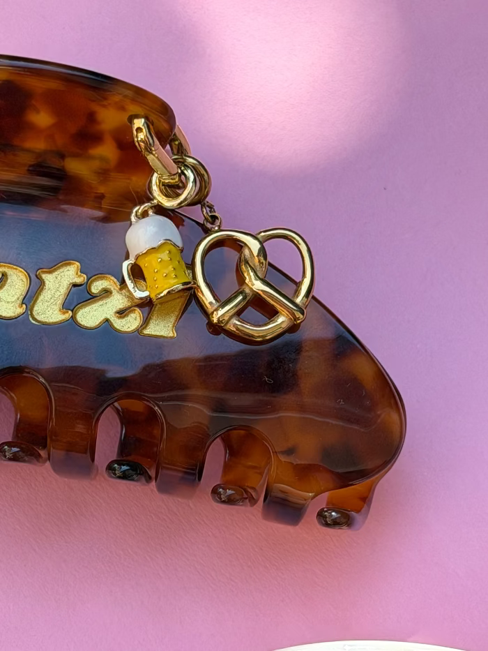 Brezen Anhänger Charm 