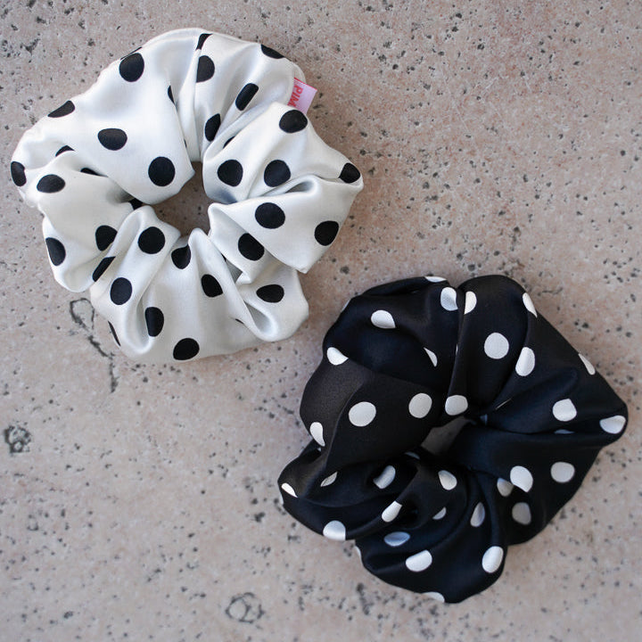 Polka Dot XXL Seiden-Scrunchie